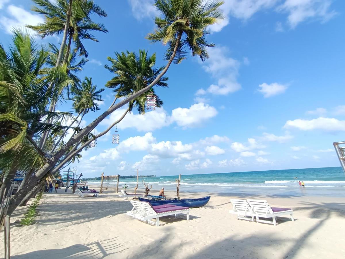 French Garden Pragash Beach Hotel Trincomalee Exterior photo